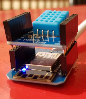 ESP8266 with DHT11 shield